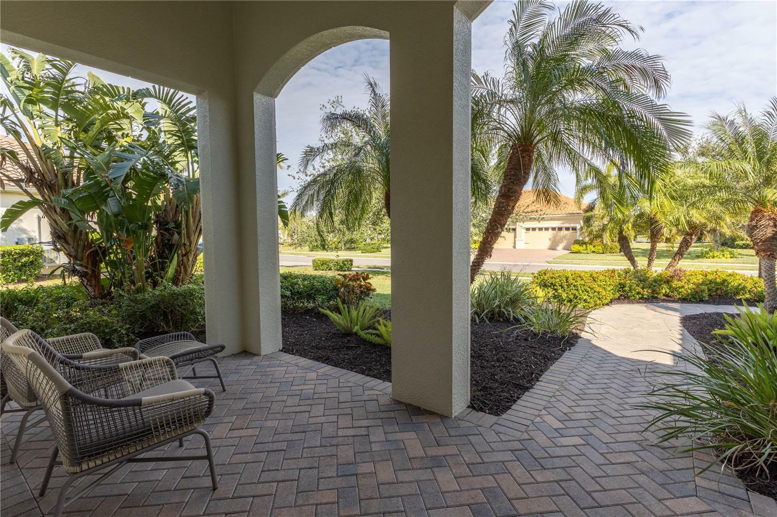 Property Photo:  7817 Passionflower Drive  FL 34241 