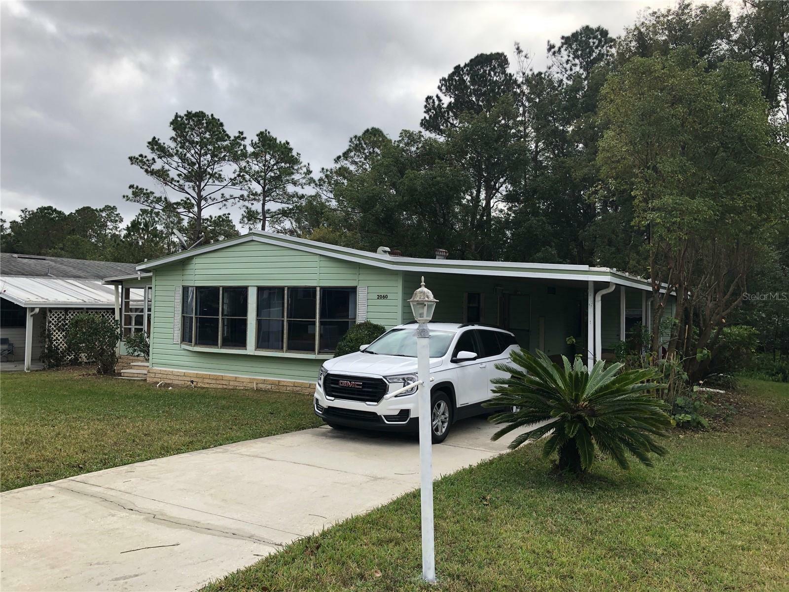 Property Photo:  2060 Brookside Drive  FL 32757 