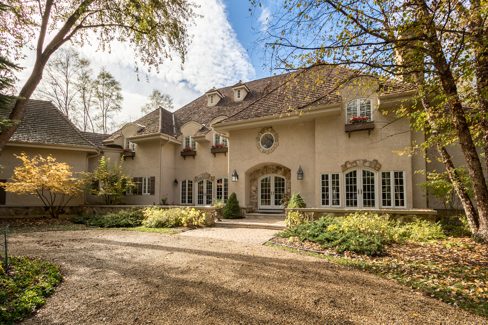 Property Photo: 205 Braeburn Road IL 60010