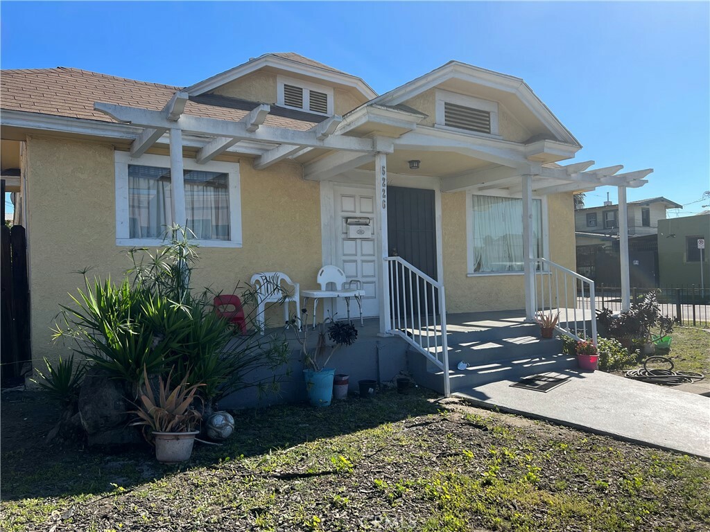 Property Photo:  1349 W 53rd Street  CA 90037 