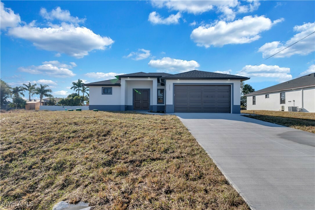 Property Photo:  4205 25th Street SW  FL 33976 