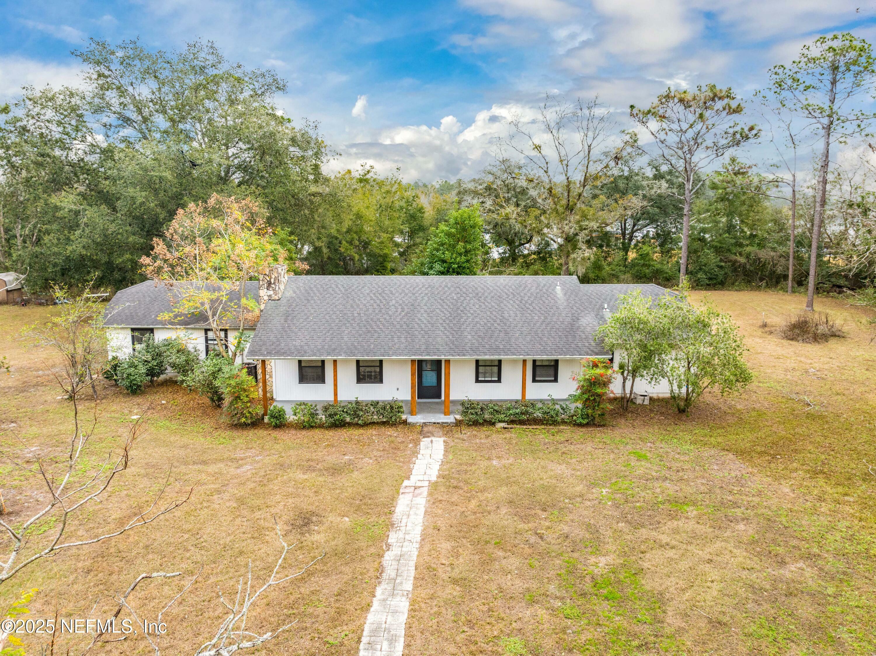 Property Photo:  4003 Sherrys Way  FL 32068 