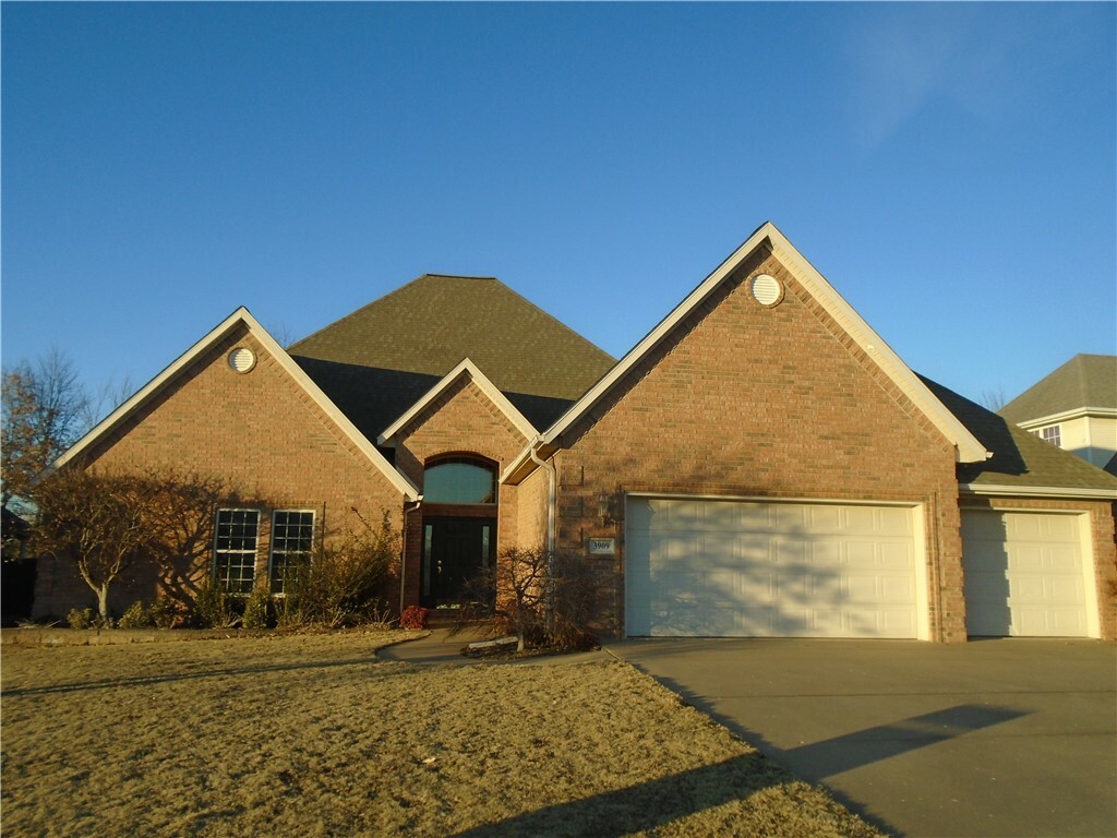 Property Photo:  3909 Brooks Circle  AR 72758 