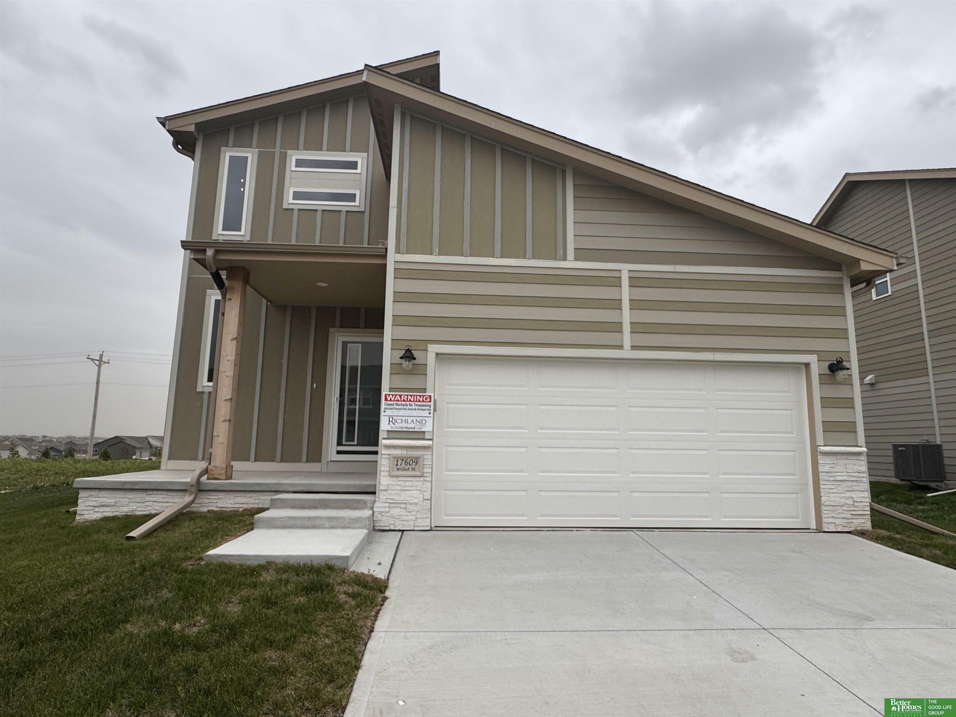 Property Photo: 17609 Willit Street NE 68007