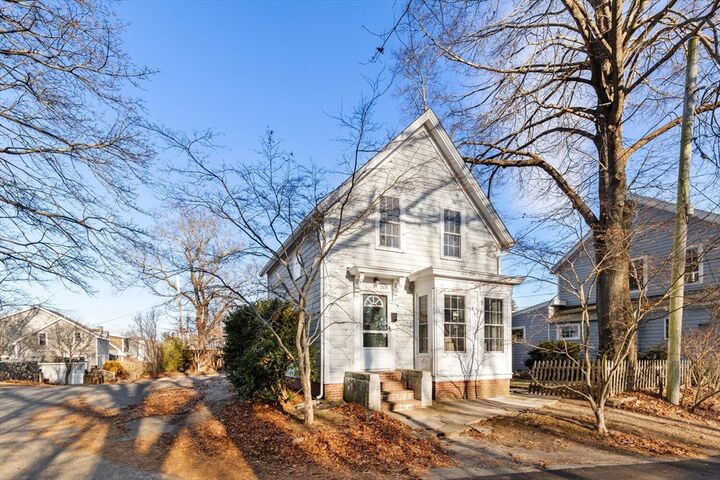Property Photo: 97R Mt Pleasant Ave MA 01930