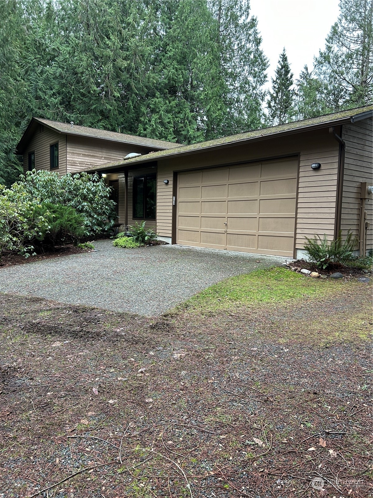 Property Photo:  1508  254th Place SE  WA 98075 