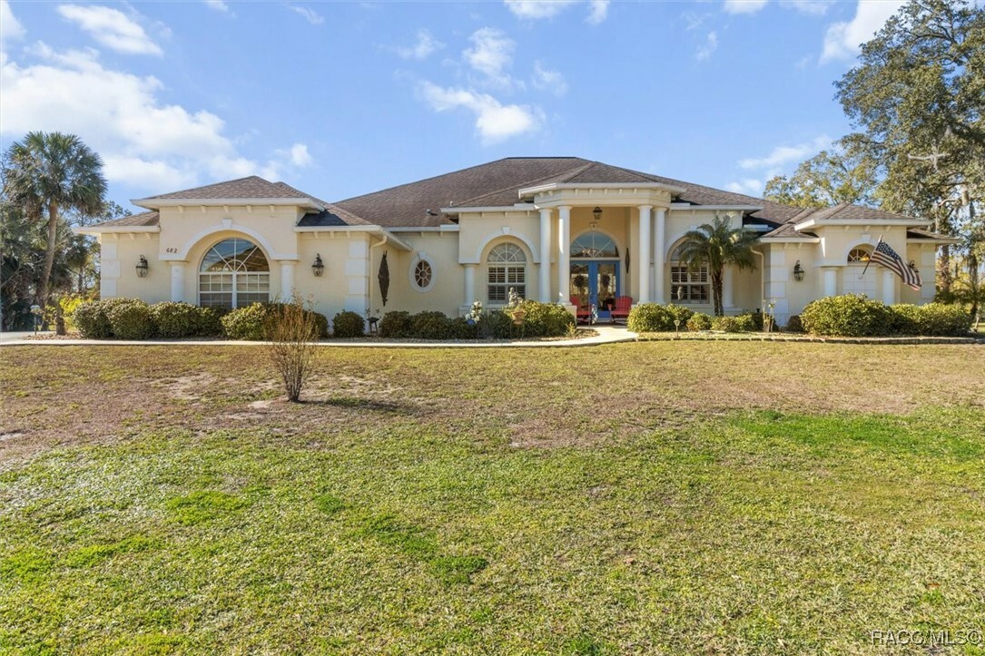 Property Photo: 682 N Afterglow Circle FL 34429
