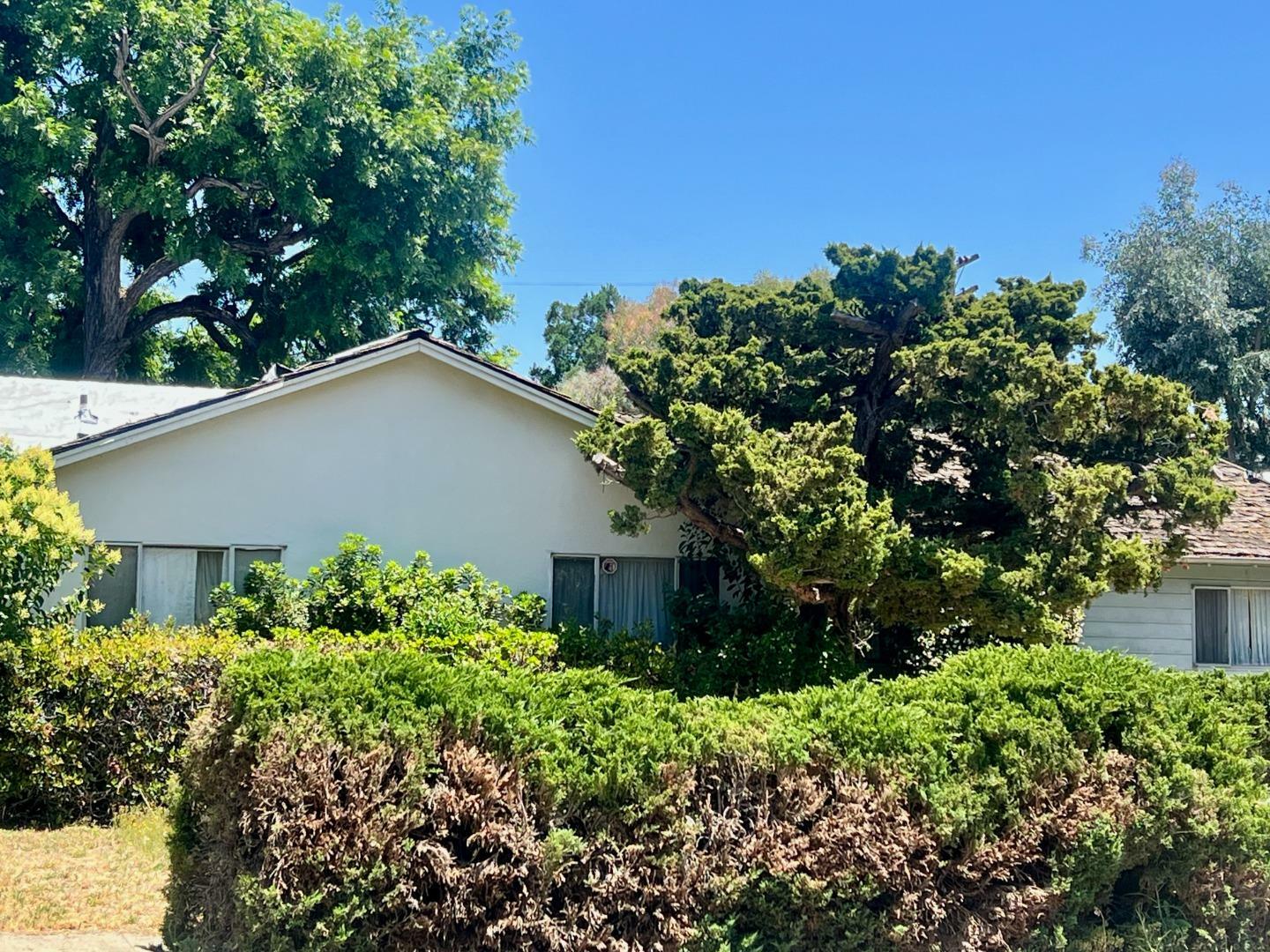 Property Photo:  2820 Cardinal Lane  CA 95125 