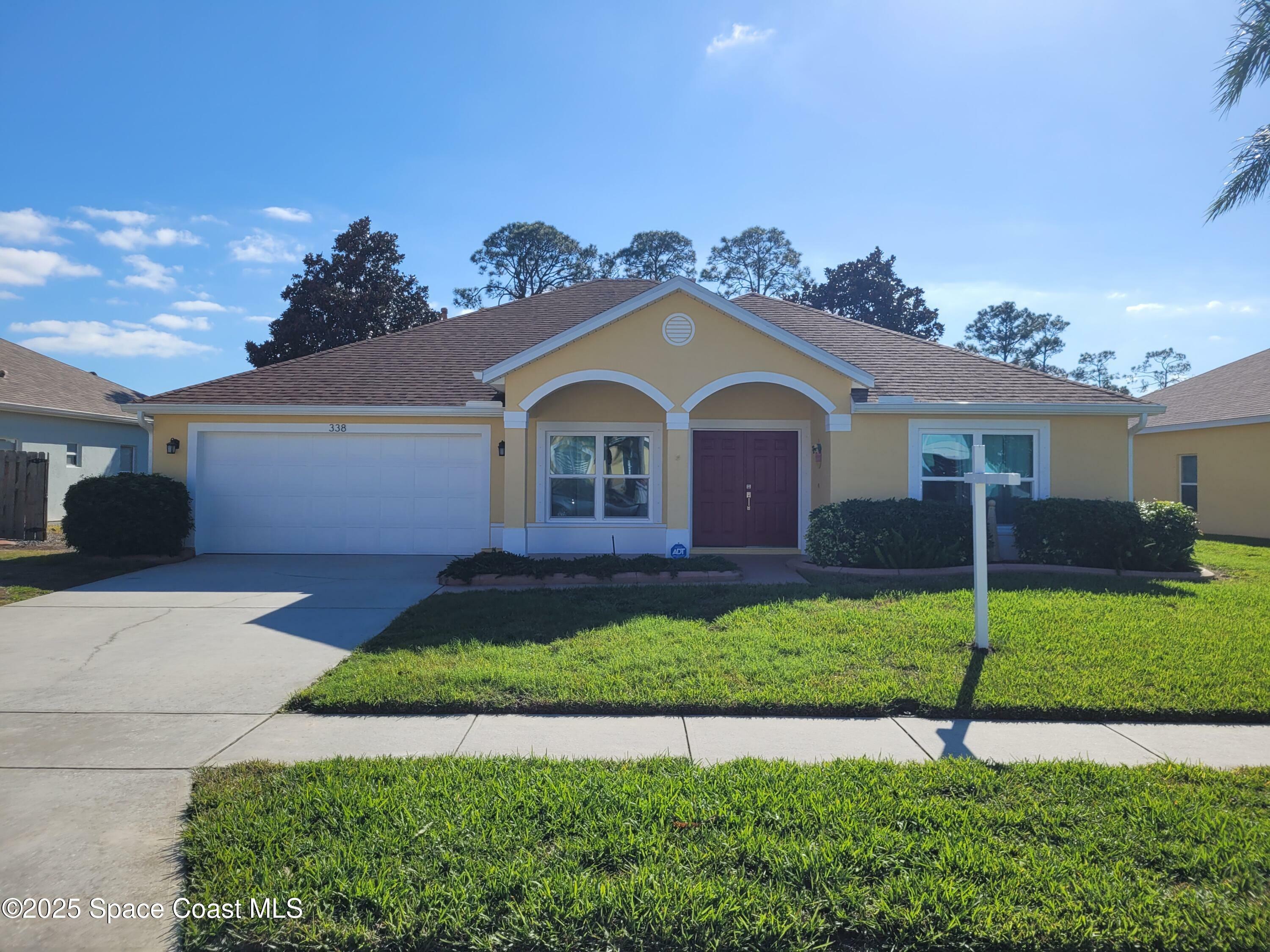 Property Photo:  338 Castlewood Lane  FL 32955 