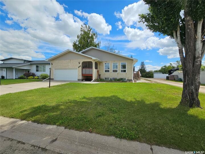 380 3rd Street W  Unity SK S0K 4L0 photo