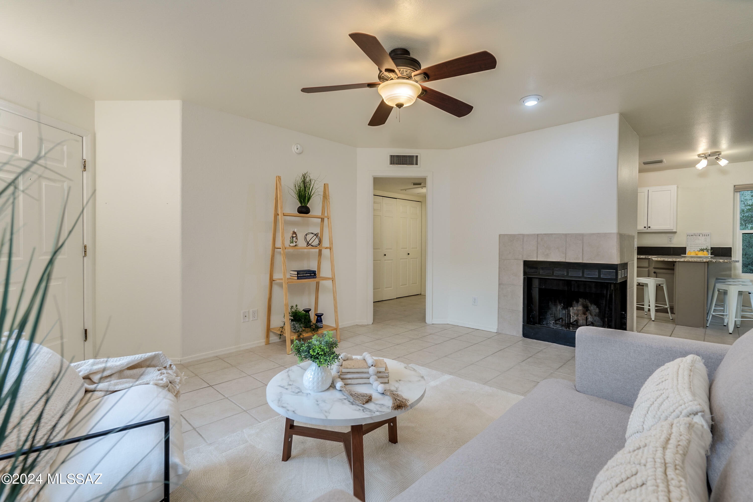 Property Photo:  6655 N Canyon Crest Drive 8146  AZ 85750 