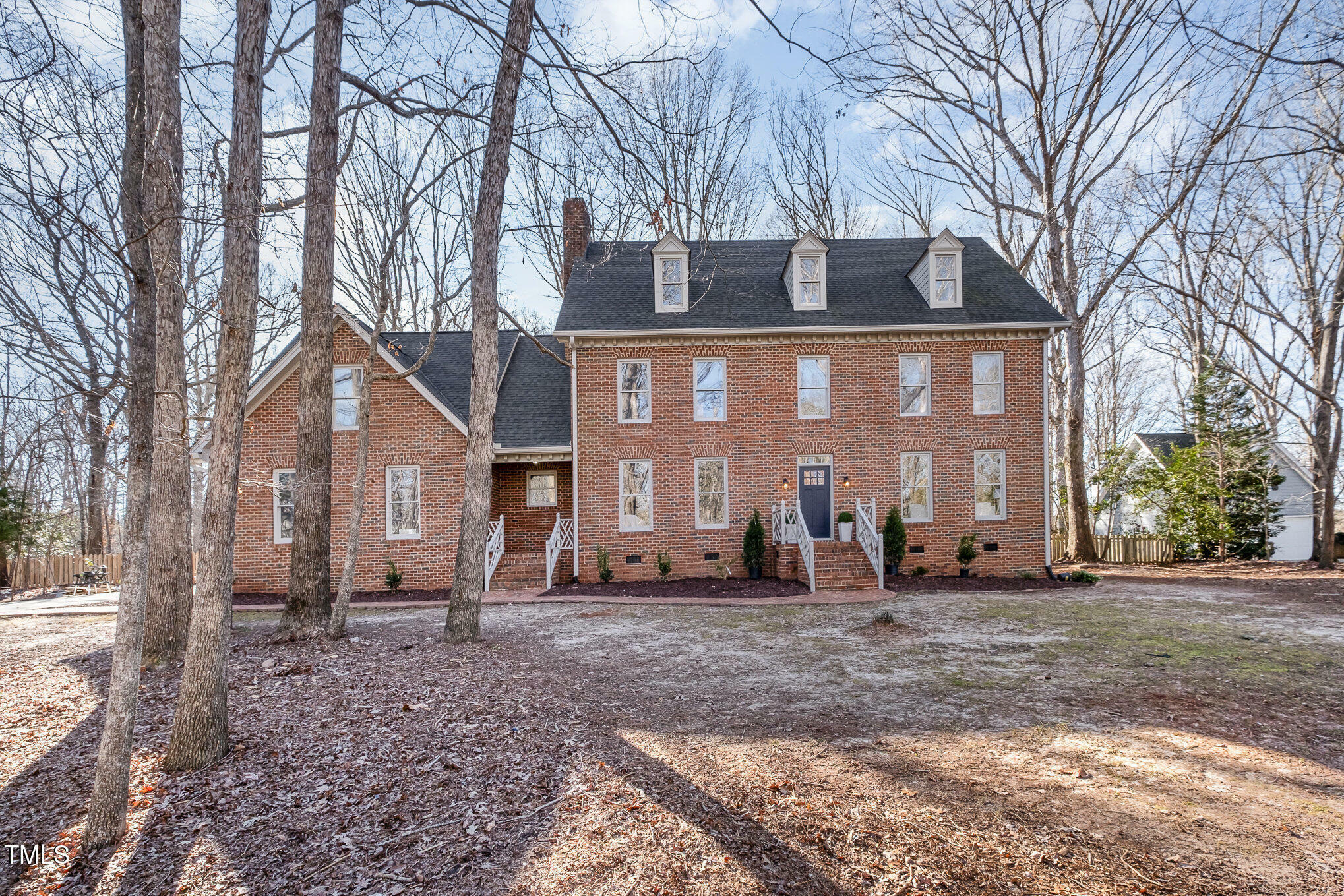 Property Photo:  5213 Blue Stem Court  NC 27606 