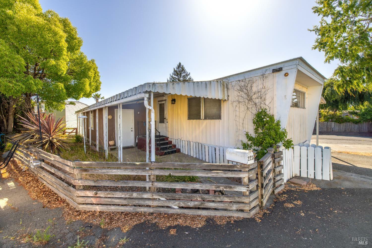 Property Photo: 225 Santa Rita Court CA 94590