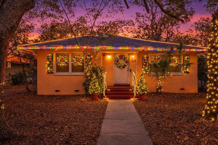 Property Photo:  2201 Park Street N  FL 33710 