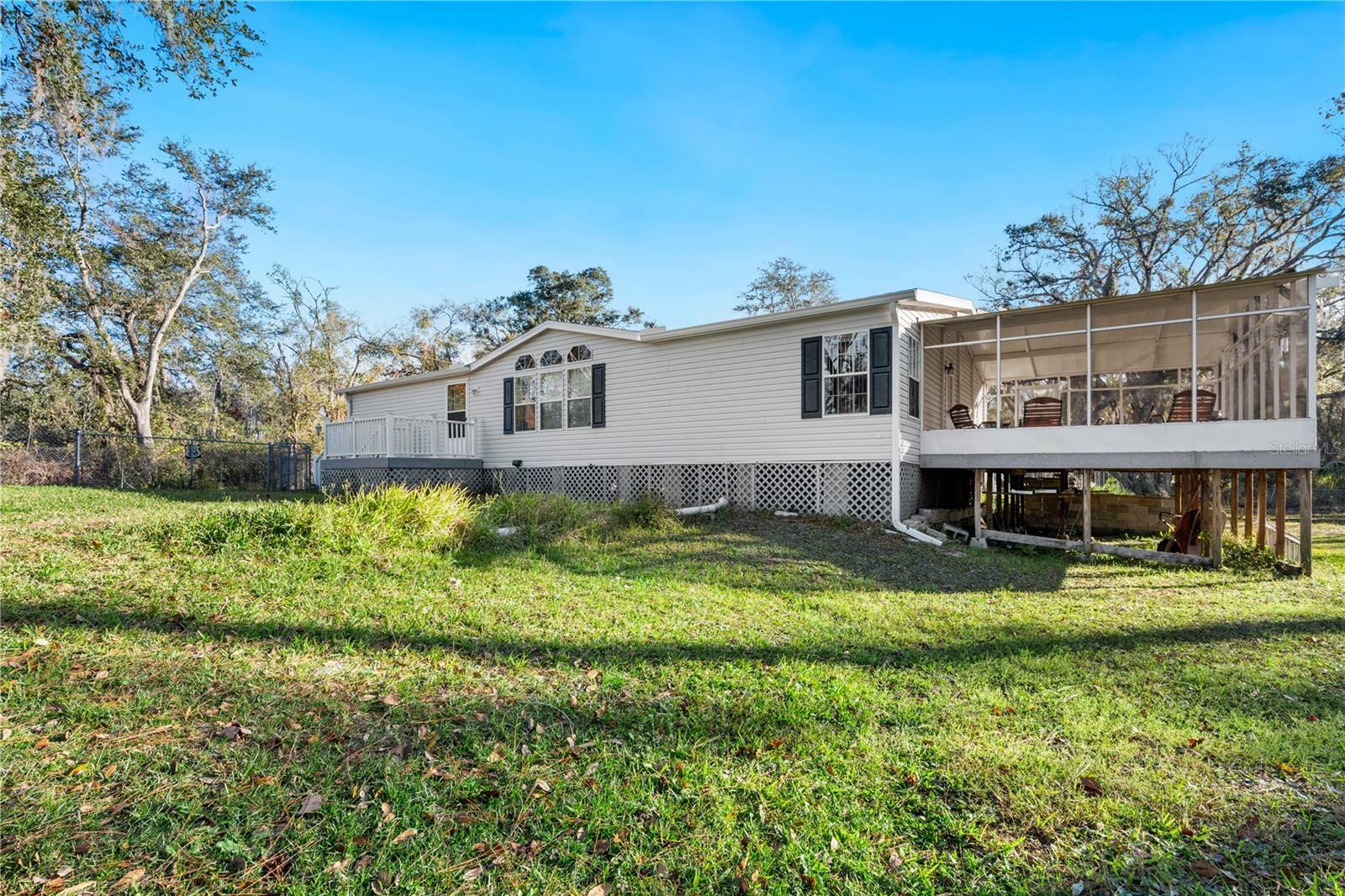 Property Photo:  2040 Deer Lane  FL 33540 