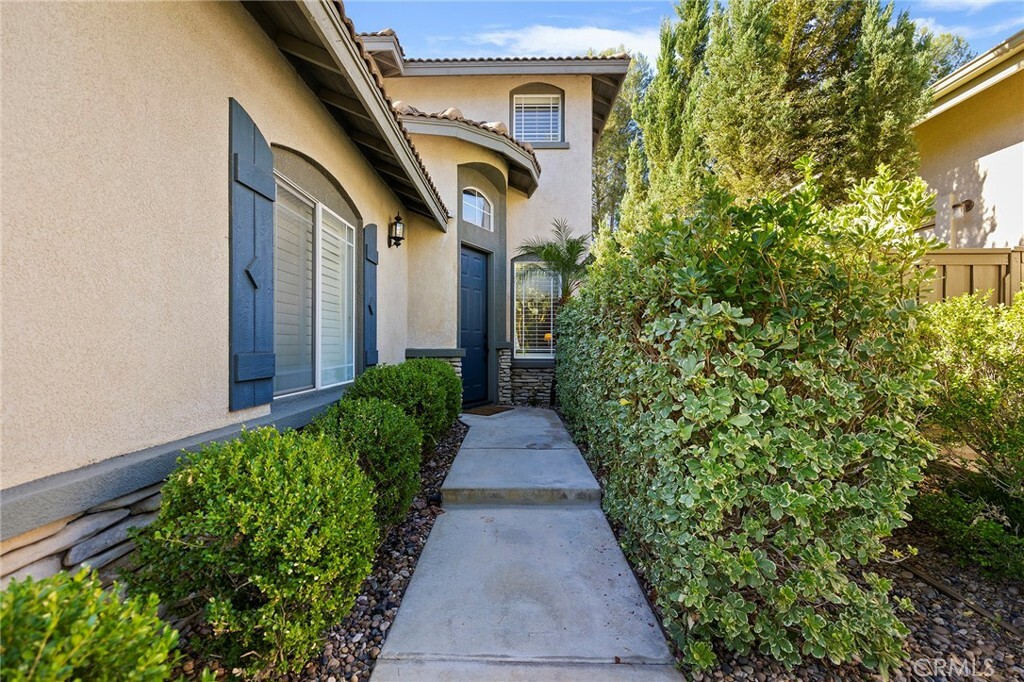 Property Photo:  32921 Adelante Street  CA 92592 