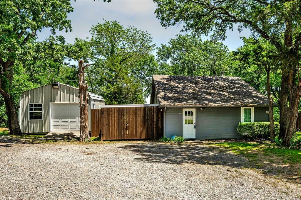 Property Photo: 40 Zumwalt Circle TX 75076