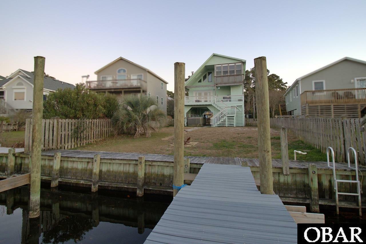 Property Photo:  428 Harbour View Drive  NC 27948 