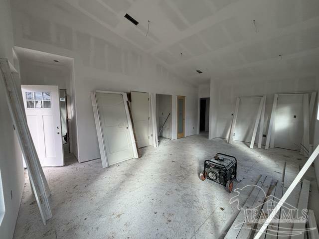 Property Photo:  5596 Cruzat Way  FL 32507 