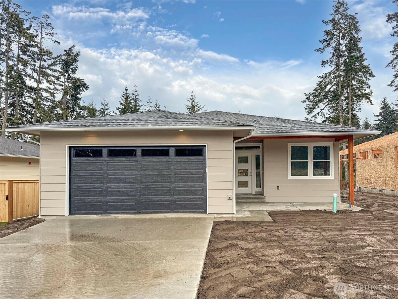 1411  Discovery Loop  Port Angeles WA 98363 photo