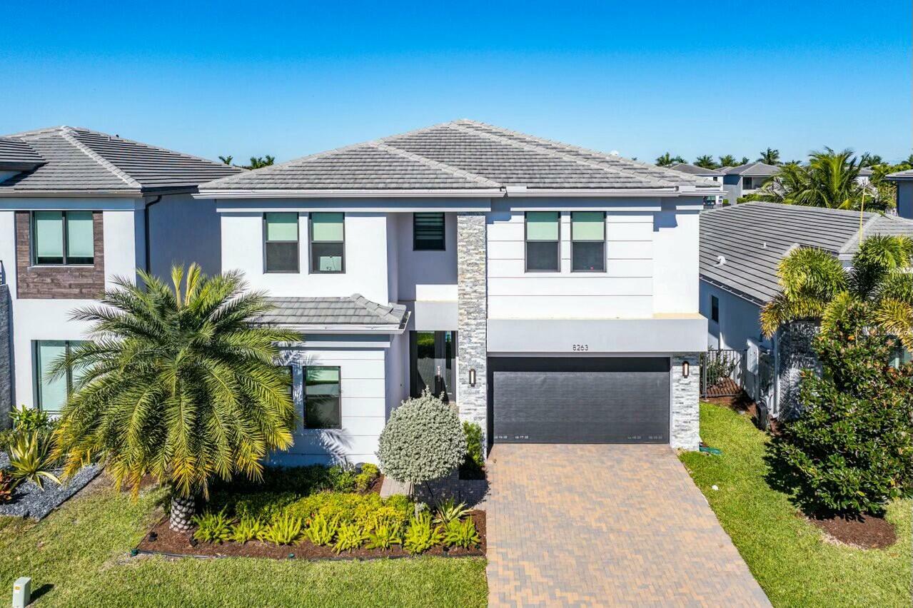 Property Photo:  8263 Oceanus Drive  FL 33496 