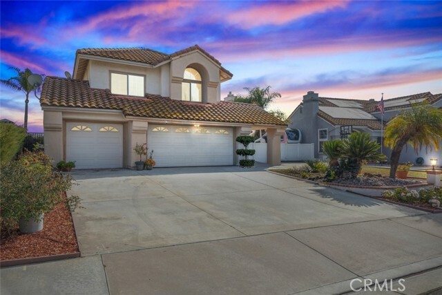 Property Photo:  40692 Via Diamante  CA 92562 