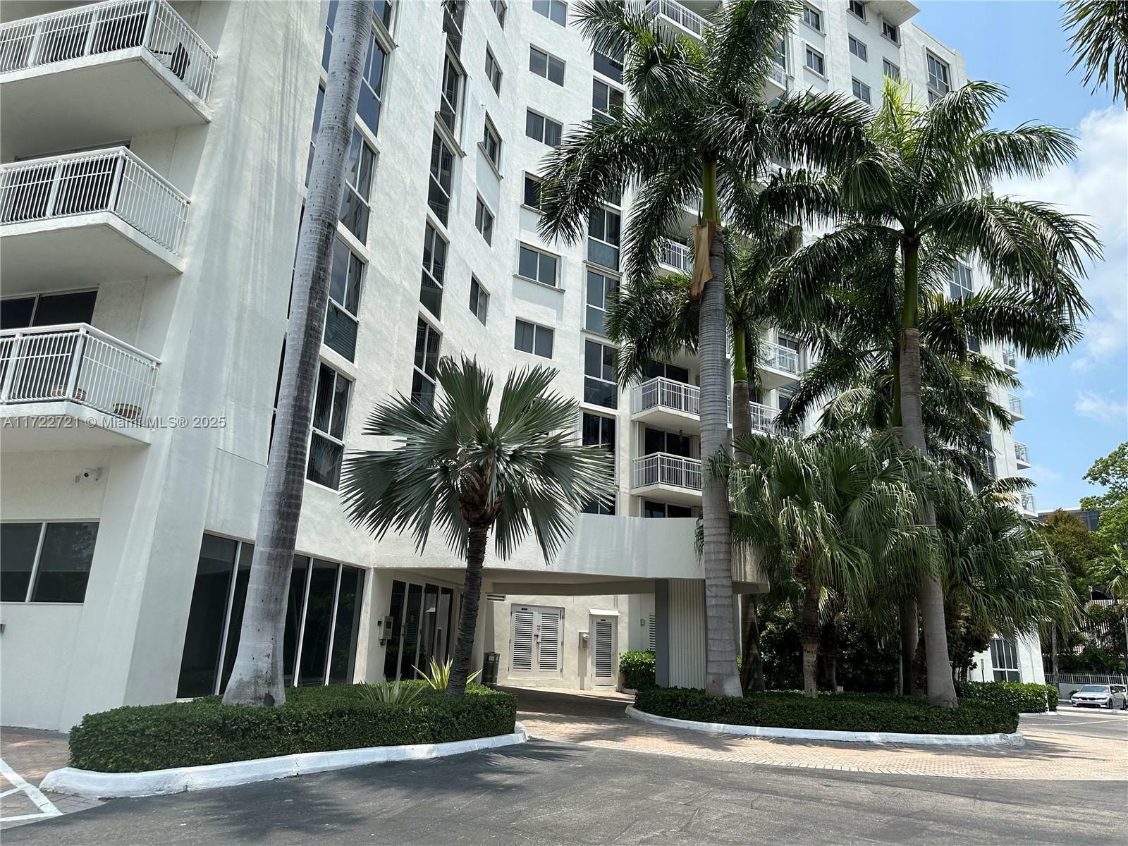 Property Photo:  1688 West Ave 307  FL 33139 