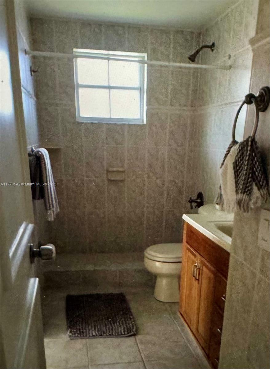 Property Photo:  370 Flagami Blvd  FL 33144 