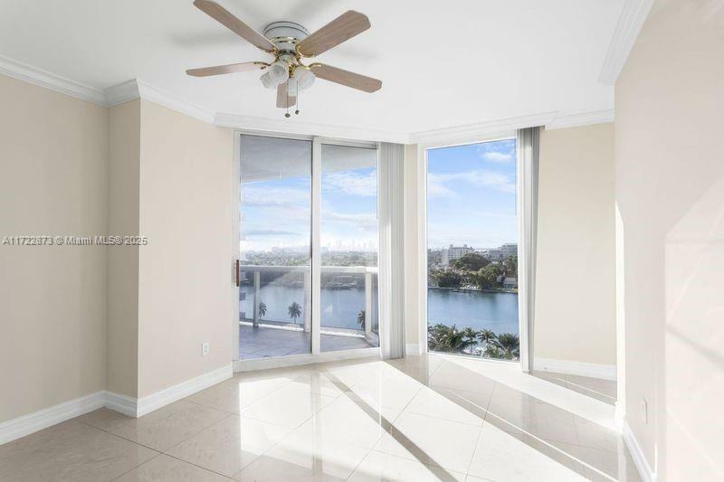 Property Photo:  4775 Collins Ave 1006  FL 33140 