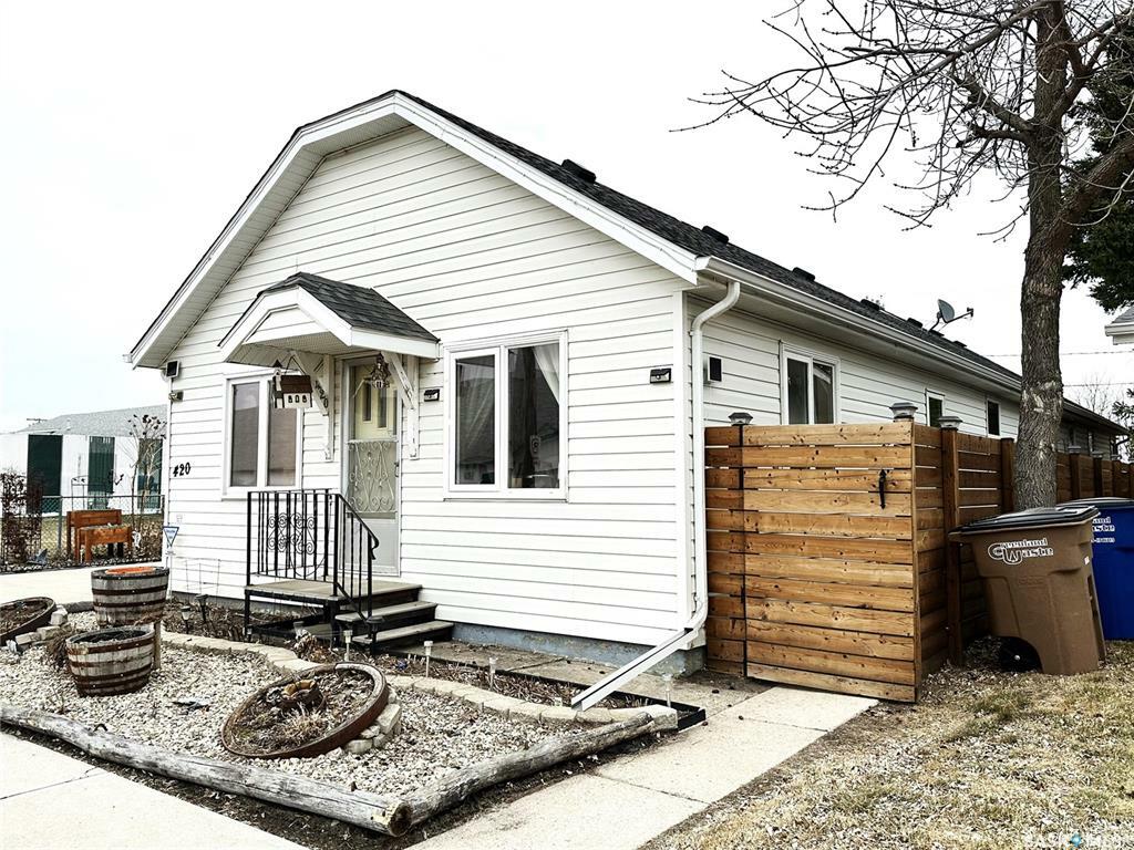 Property Photo:  420 3rd Avenue  SK S0K 1B0 