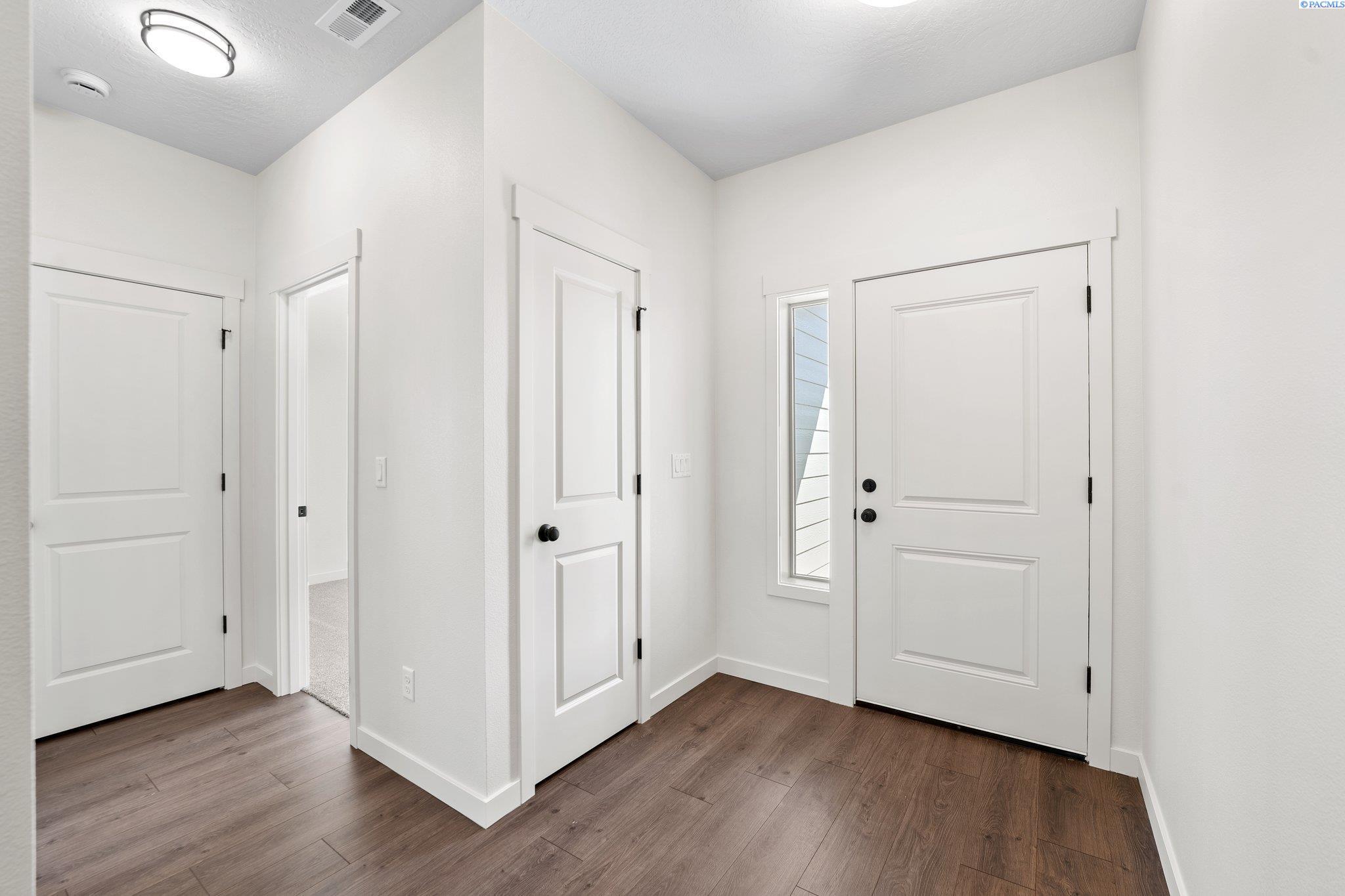 Property Photo: 6506 Road 89 WA 99301