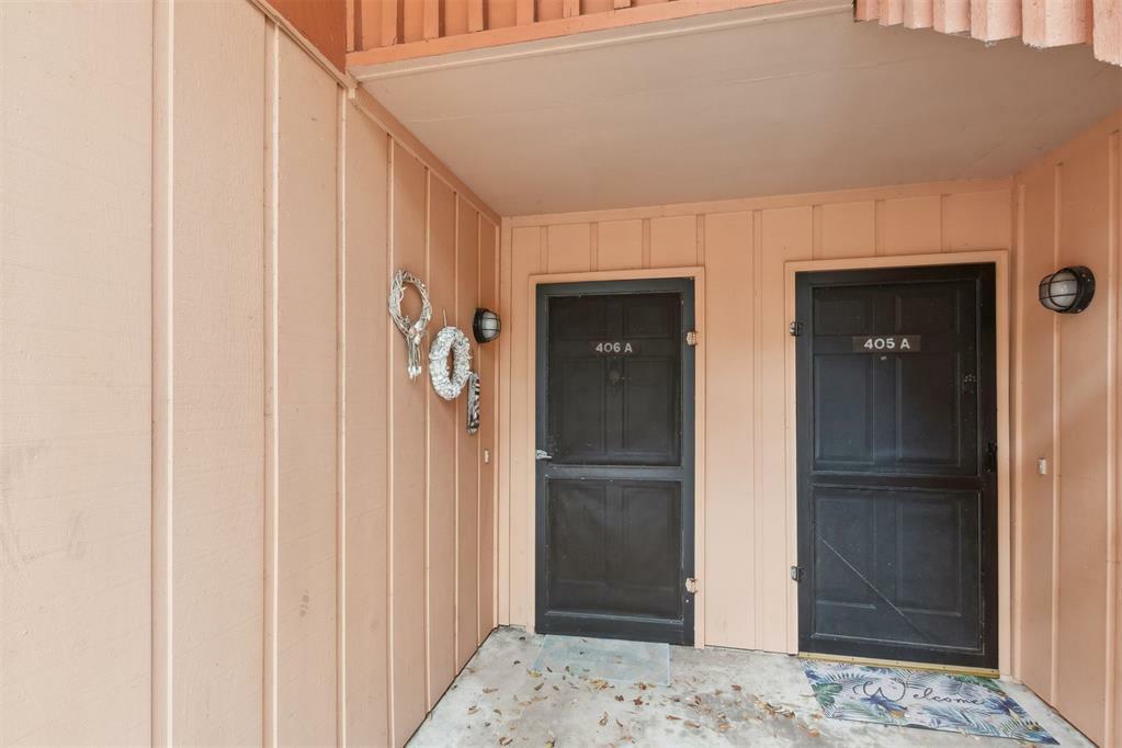 Property Photo:  2700 Mizell Avenue #406A  FL 32034 