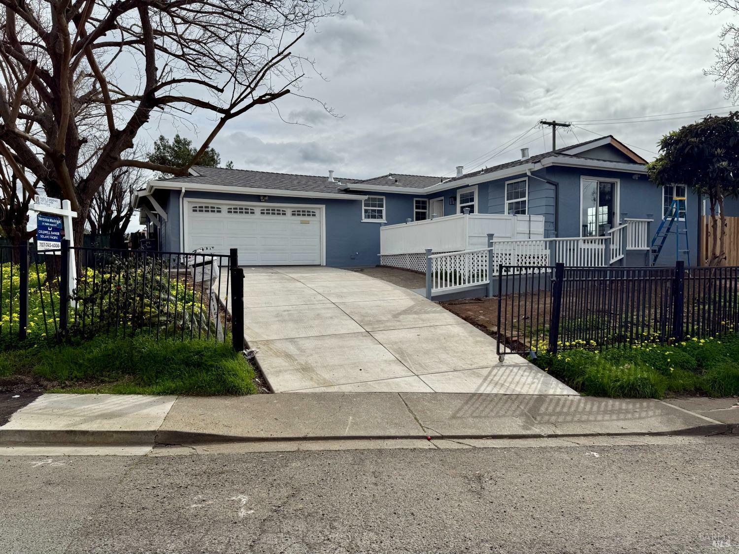 Property Photo:  415 Taper Avenue  CA 94589 