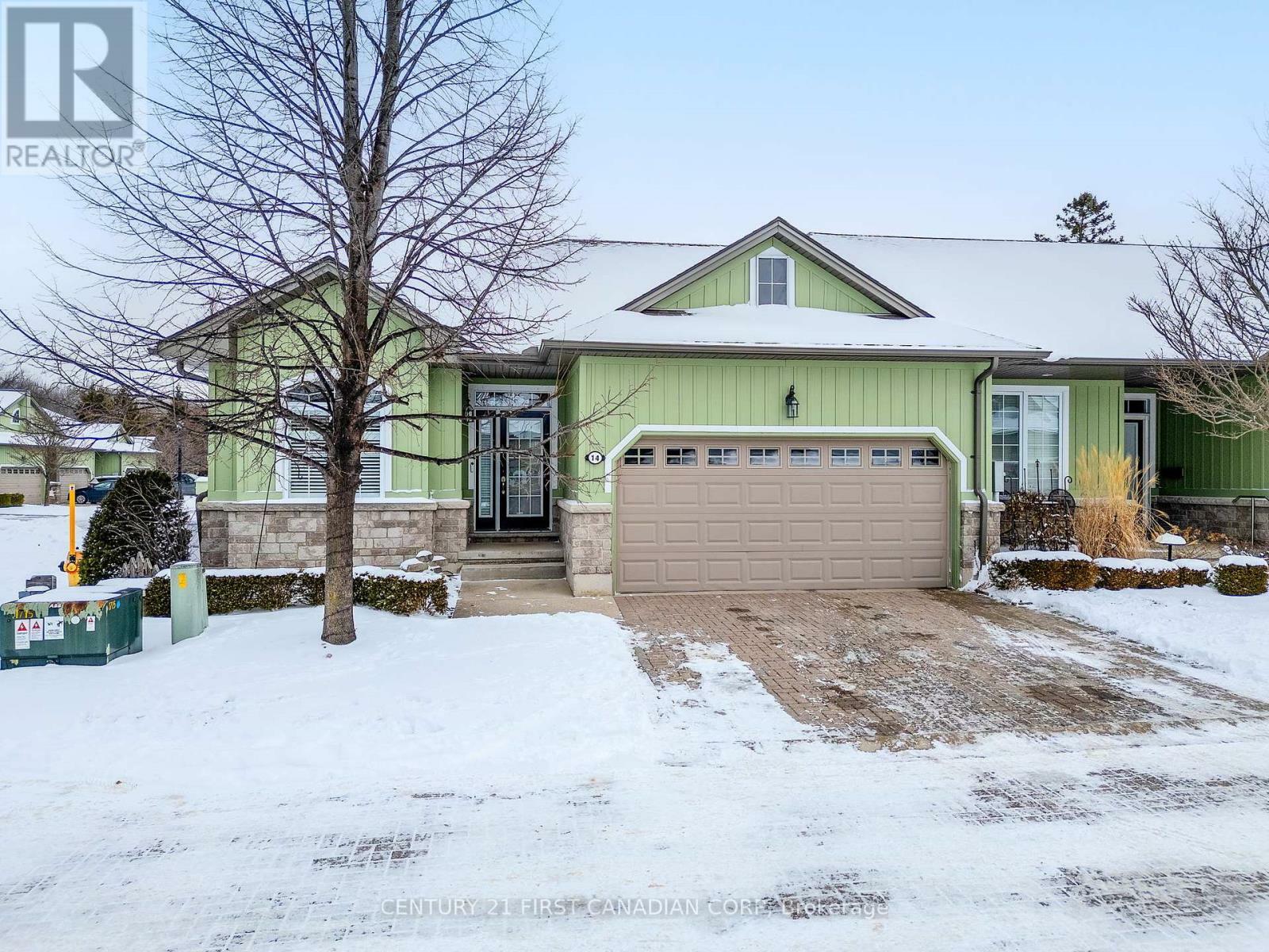 14 Oakwood Links Lane  Lambton Shores (Grand Bend) ON N0M 1T0 photo