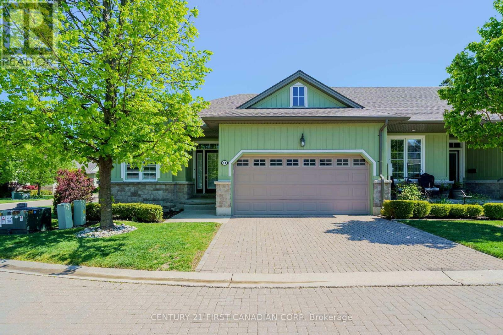 Photo de la propriété: 14 Oakwood Links Lane ON N0M 1T0