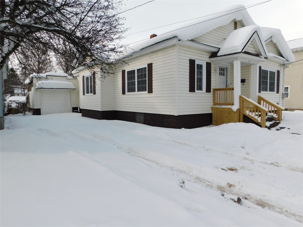 Property Photo: 24 3rd Avenue PA 16438