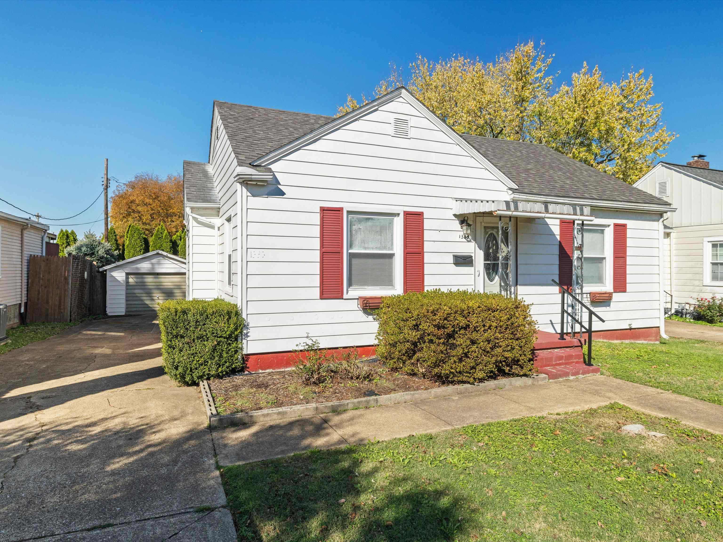 1335 S Main Street.  Henderson KY 42420 photo