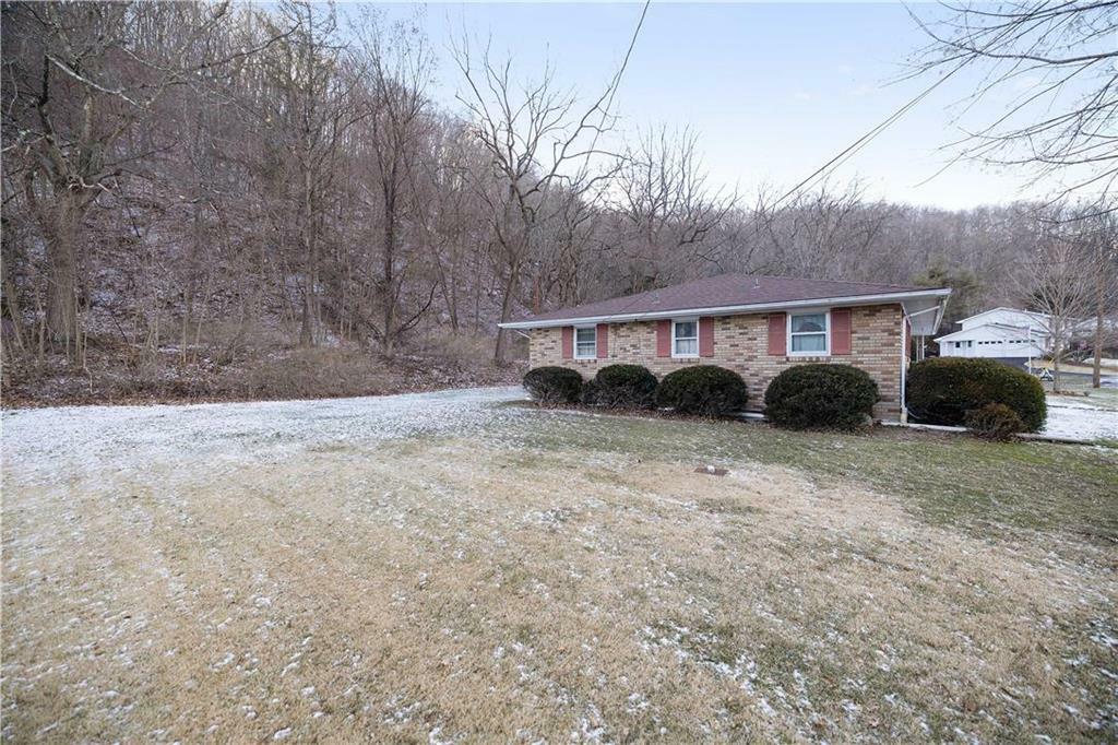 Property Photo:  6574 Fairview Avenue  PA 18063 