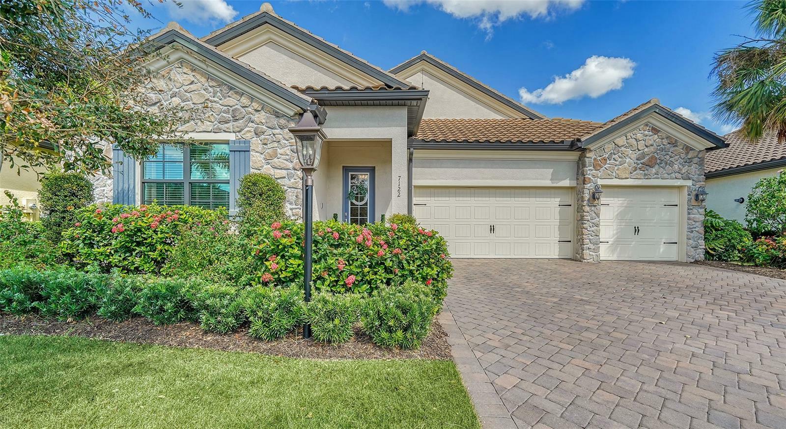 7122 Whittlebury Trail  Bradenton FL 34202 photo