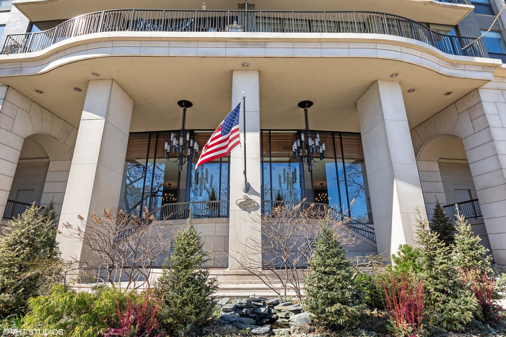 Property Photo: 1040 N Lake Shore Drive 31A IL 60611