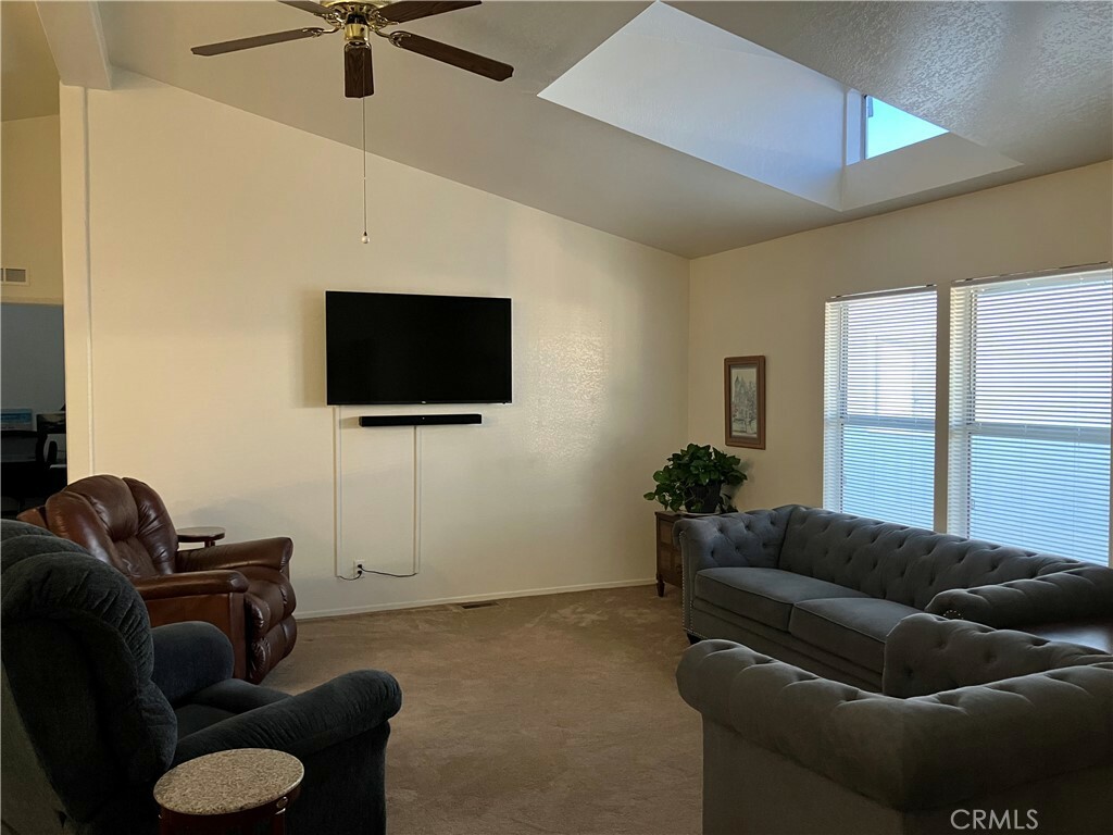 Property Photo:  1250 N Kirby Street 162  CA 92545 