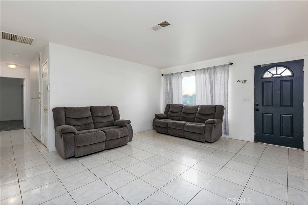 Property Photo:  40225 174th Street E  CA 93591 