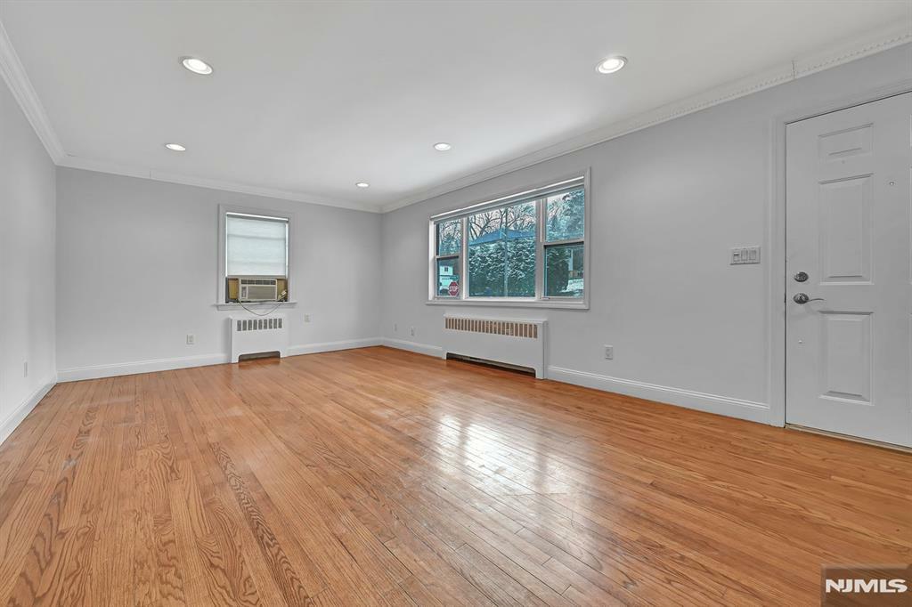 Property Photo:  153 Columbus Avenue  NJ 07624 