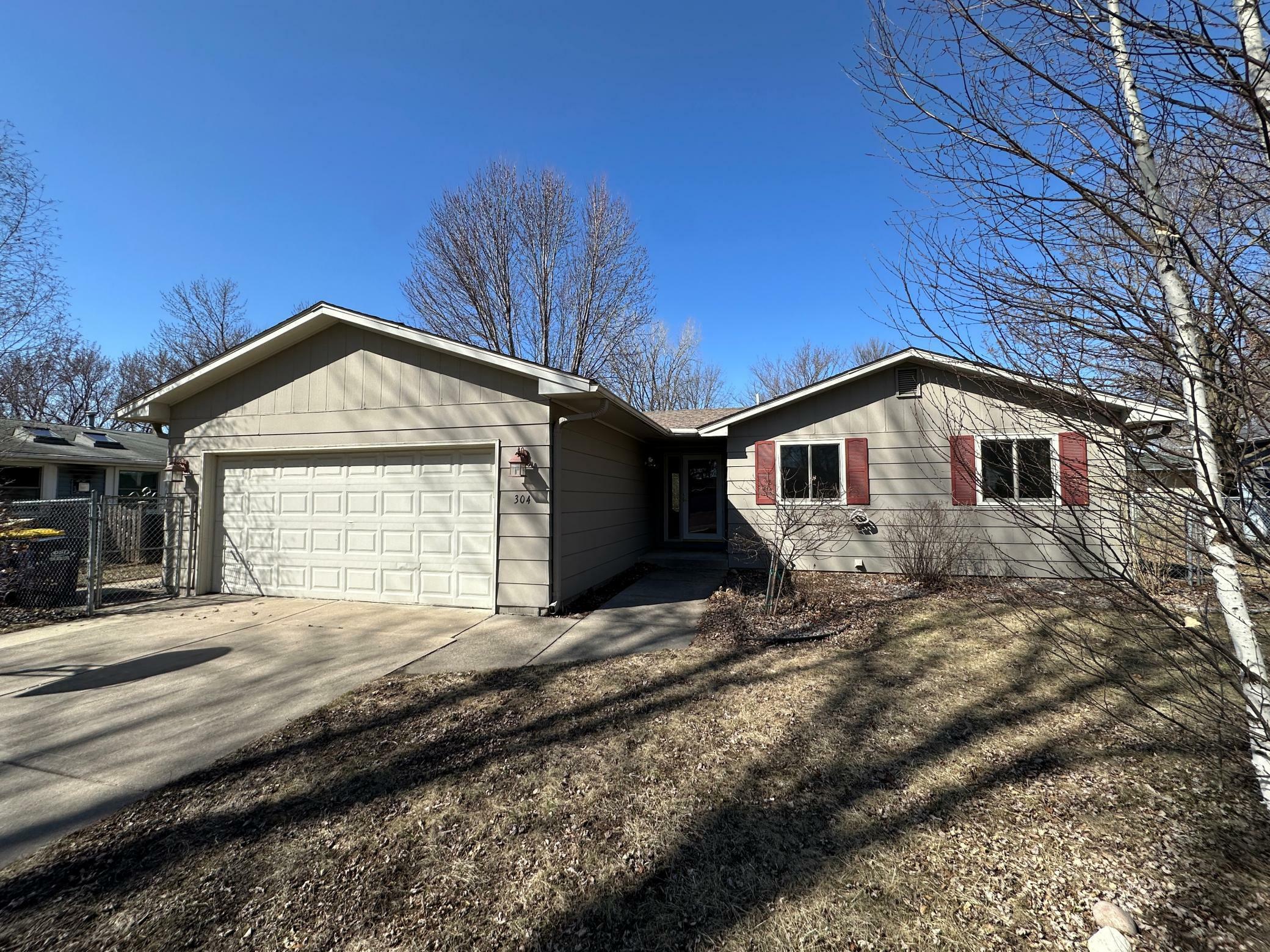 Property Photo: 304 Linden Place S MN 55057