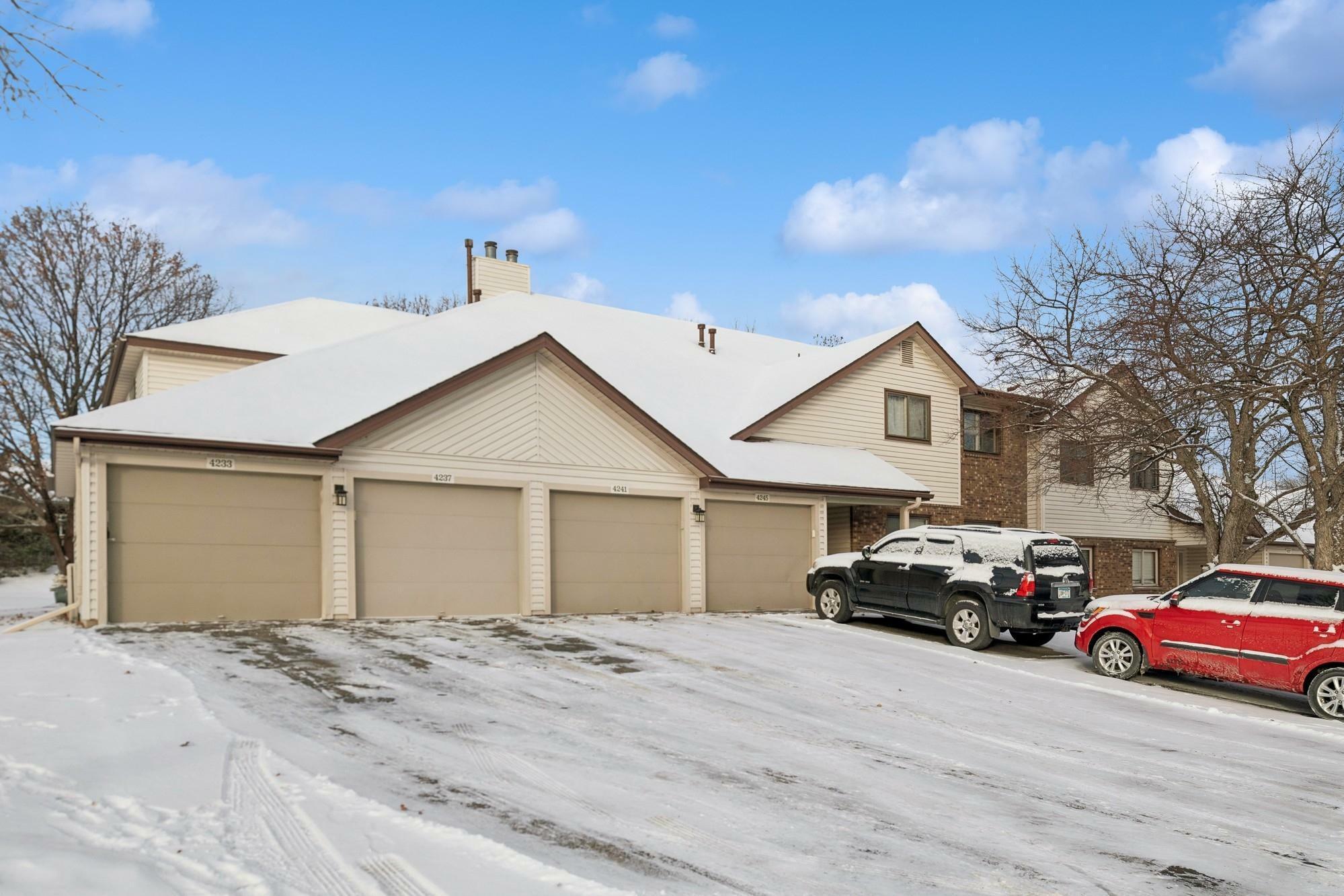 Property Photo:  4233 Magnolia Lane N  MN 55441 