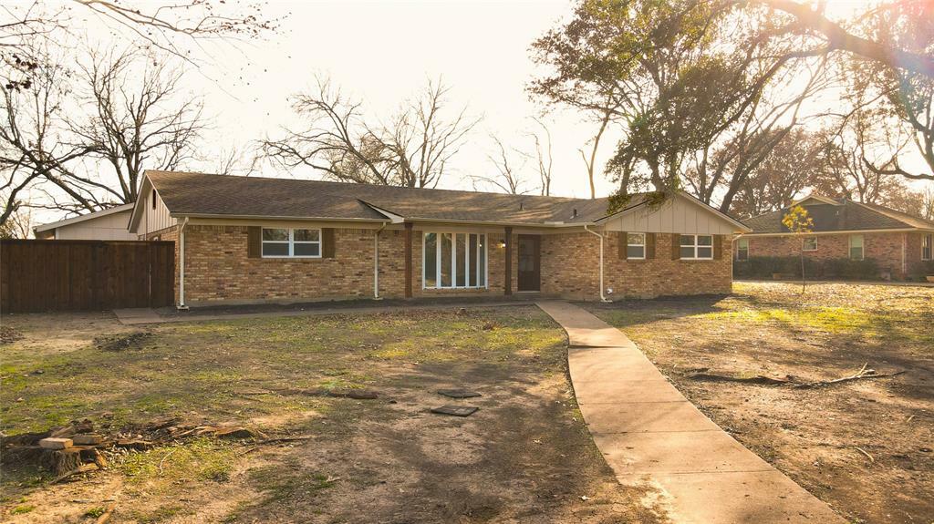 Property Photo:  401 Brookside Road  TX 75167 