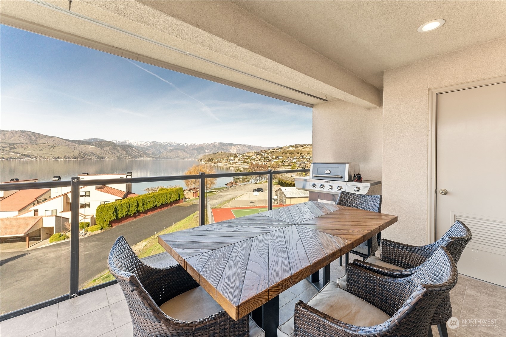 Property Photo: 100 Lake Chelan Shores Drive 19-9 WA 98816