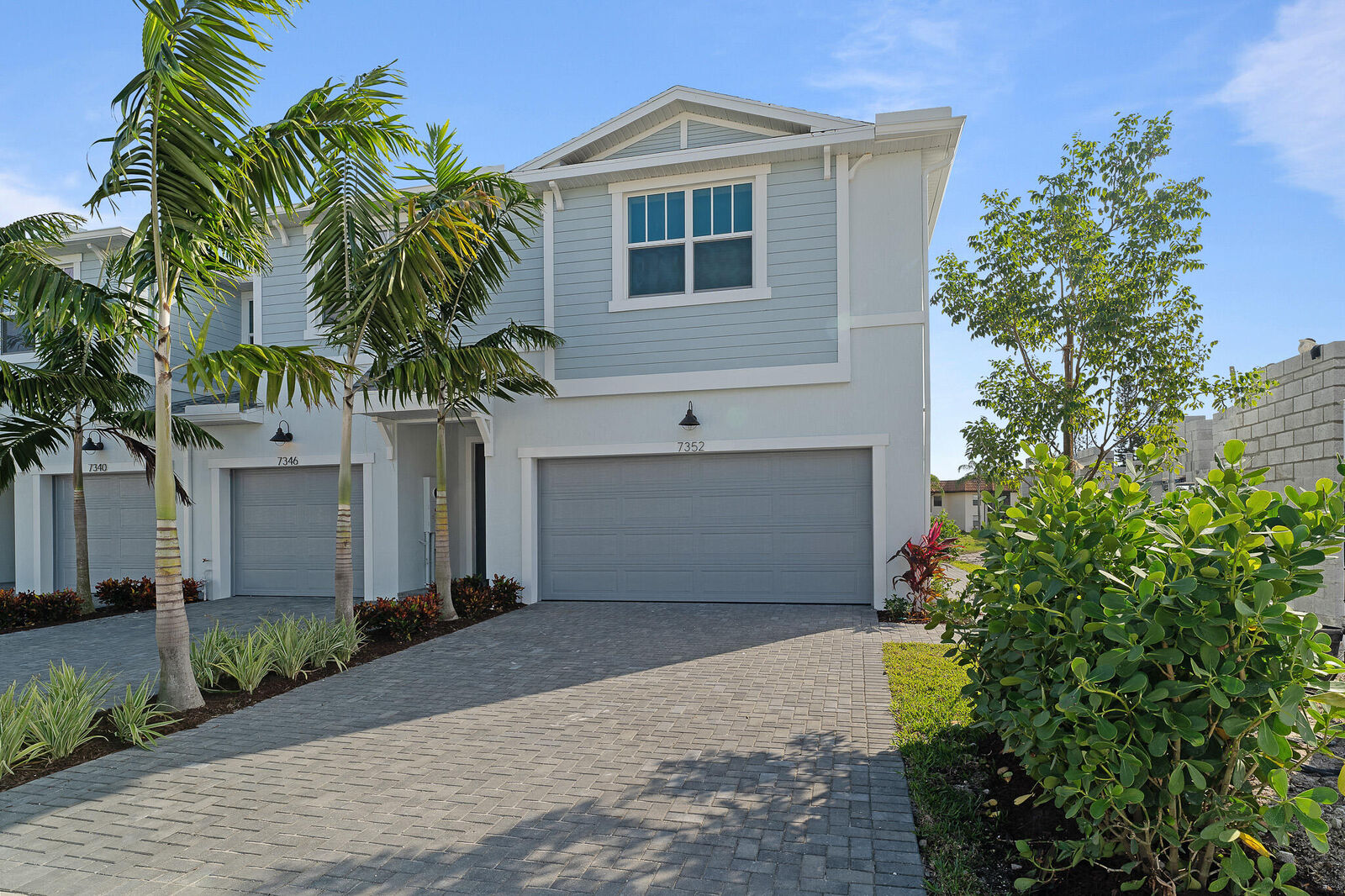 Property Photo:  7352 Lenora Lane  FL 33467 