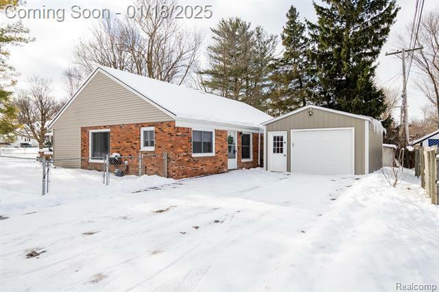 412 2nd Street  Oxford Twp MI 48371 photo