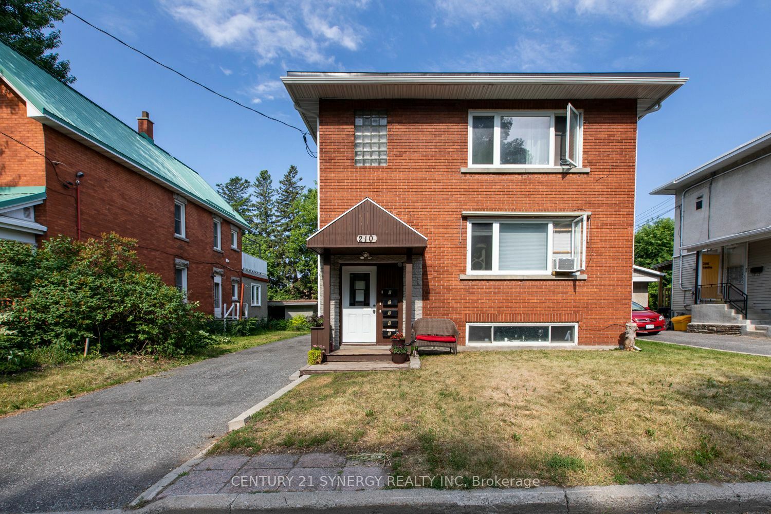 Property Photo:  210 Cantin St 1  ON K1L 6T1 